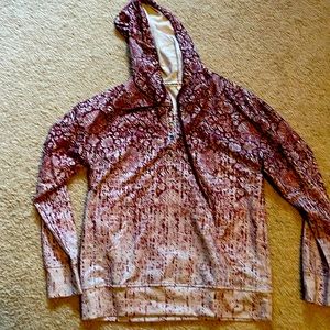 Burgundy and white flower hooded sweatshirt. Exclusive brand - size M